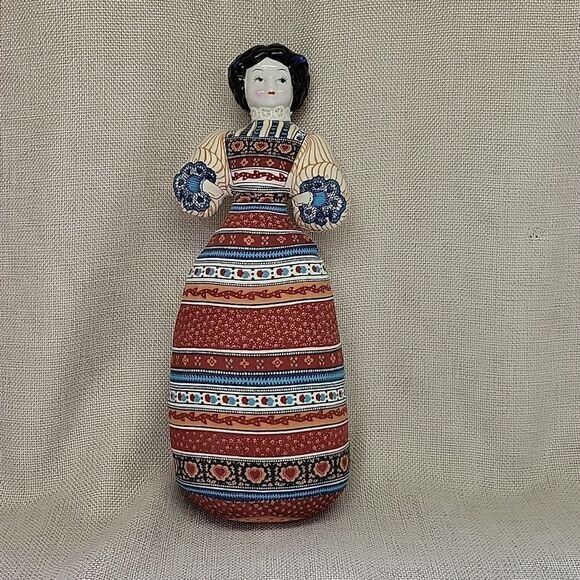Avon American Heirloom Porcelain Head Doll / Pincushion 1981 Vintage - Picture 1 of 7